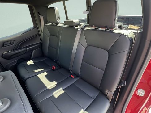 Used 2025 Chevrolet Colorado Trail Boss AWD/4WD image 13