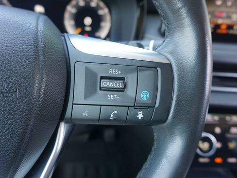 Used 2023 INFINITI QX60 Luxe w/ Performance Audio Package FWD image 9