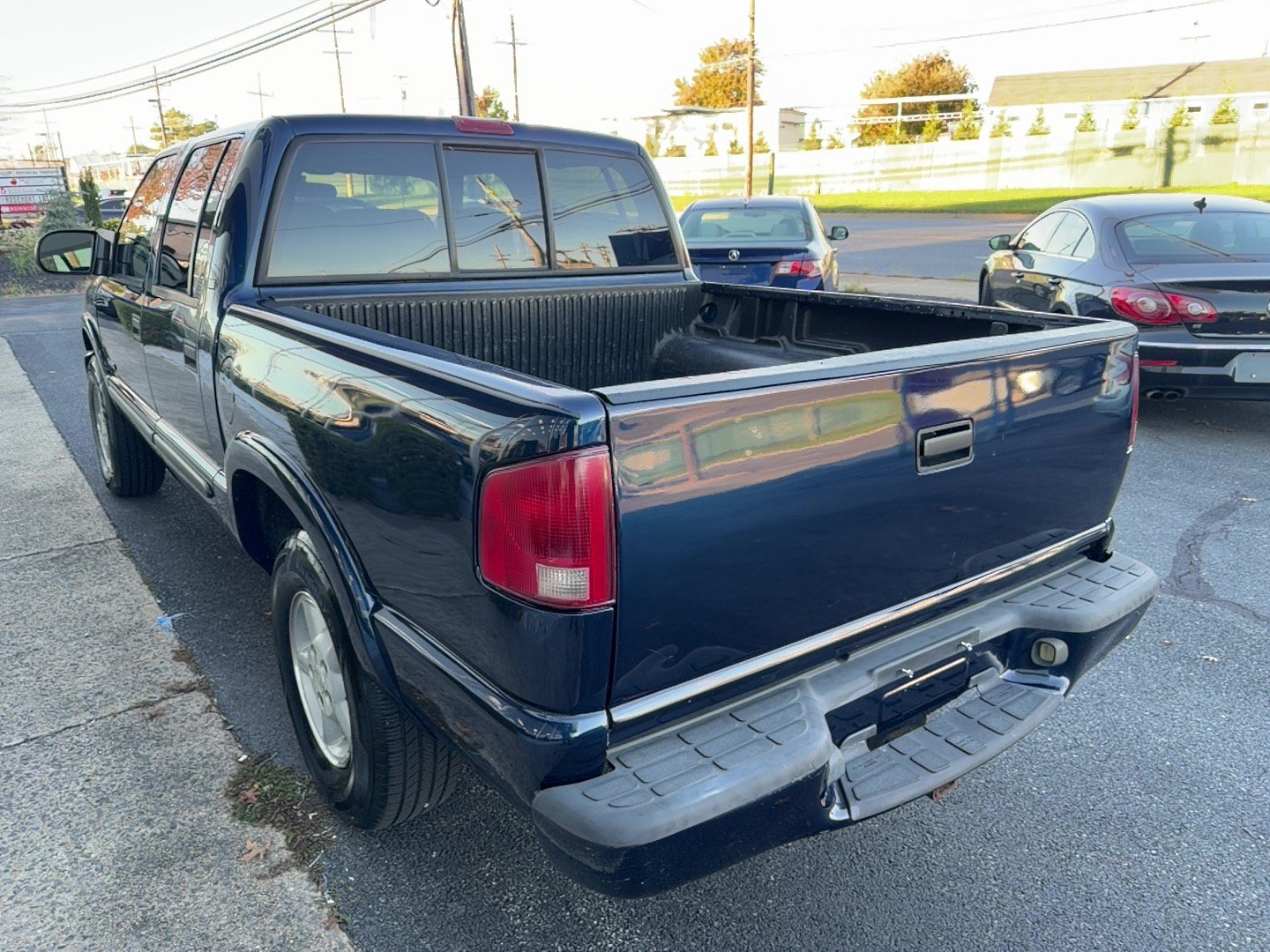 Used 2004 Chevrolet S10 Pickup LS AWD/4WD image 4