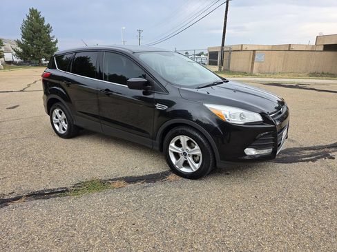 Used 2015 Ford Escape SE FWD image 10