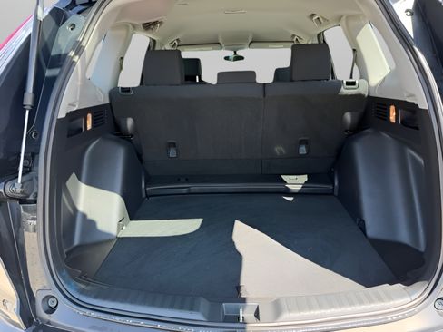 Used 2019 Honda CR-V LX image 26