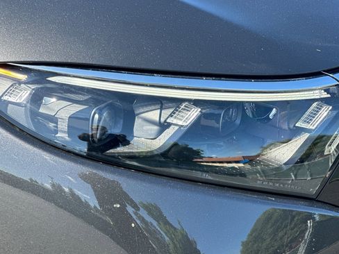 Certified 2023 Mercedes-Benz EQS 580 4MATIC Sedan image 10