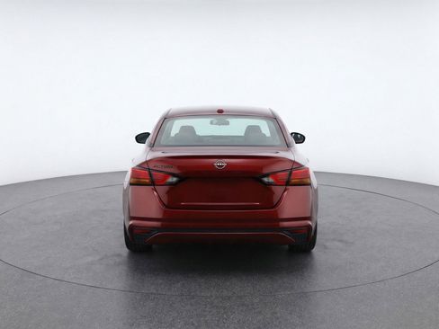 Used 2025 Nissan Altima 2.5 SV image 7