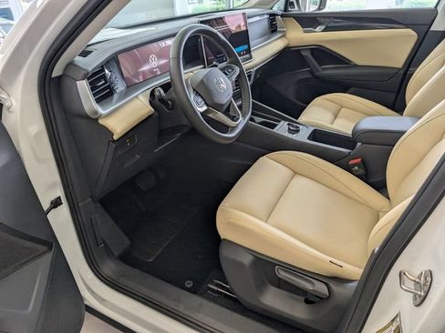 New 2026 Volkswagen Tiguan S FWD image 10