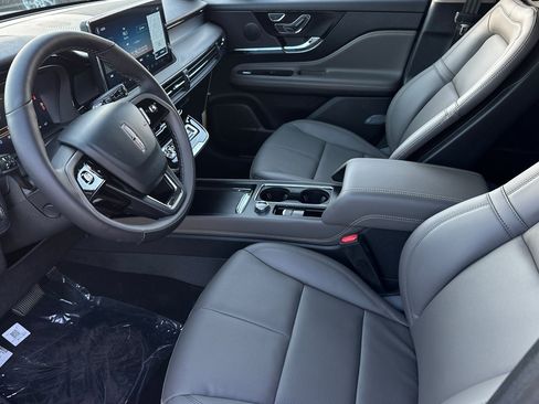 New 2025 Lincoln Corsair Premiere w/ Equipment Group 101A image 9
