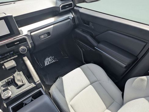 Used 2025 Toyota 4Runner SR5 image 24