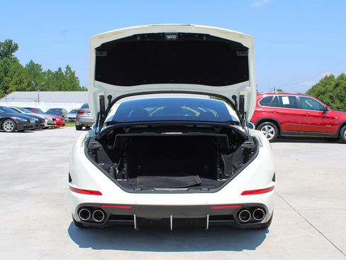 Used 2017 Ferrari California T image 56