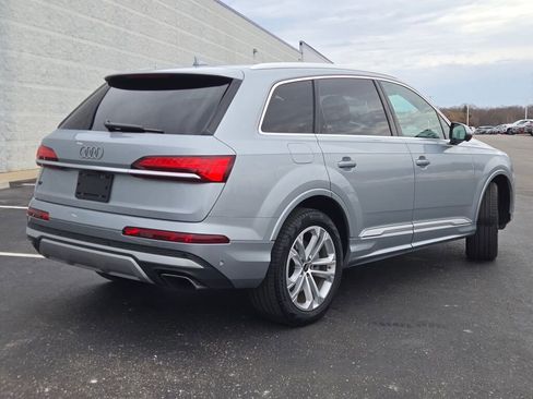 Used 2025 Audi Q7 Premium Plus image 11