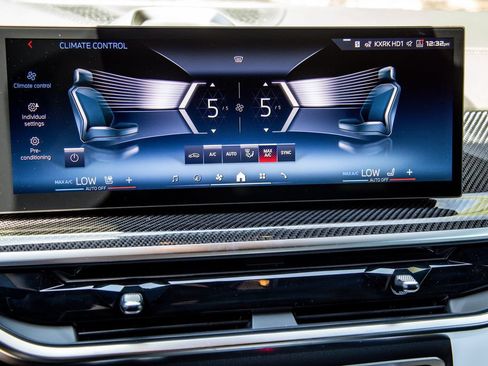 New 2027 BMW X6 M60i AWD/4WD image 13