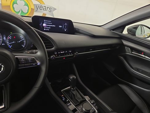 Used 2024 MAZDA MAZDA3 s FWD image 23