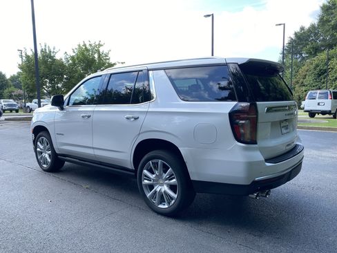 Used 2024 Chevrolet Tahoe High Country AWD/4WD image 7
