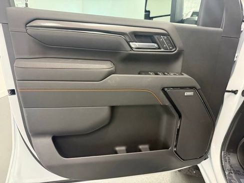New 2026 GMC Sierra 2500 AT4 image 13