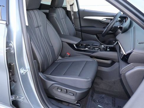 New 2026 Buick Envision Avenir image 16