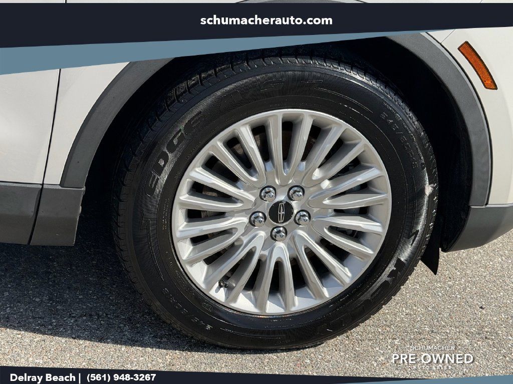 Certified 2019 Lincoln Nautilus FWD image 9