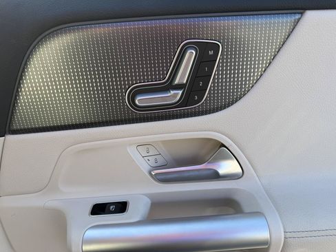 Certified 2023 Mercedes-Benz GLA 250 image 28