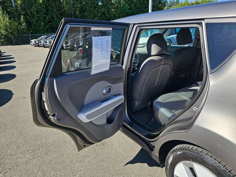 Used 2016 Kia Soul EV + w/ Paint Protection Film Package FWD image 21