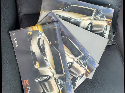 Used 2011 Acura TL Sedan 4D image 30