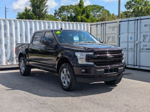 Used 2019 Ford F150 Lariat w/ Equipment Group 502A Luxury AWD/4WD image 3