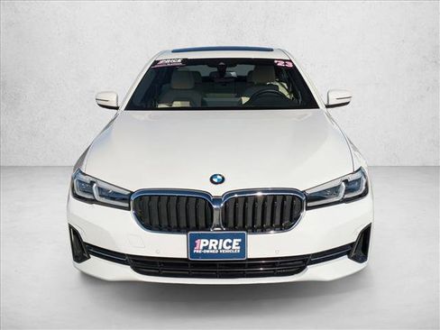 Used 2023 BMW 530i xDrive w/ Convenience Package image 2
