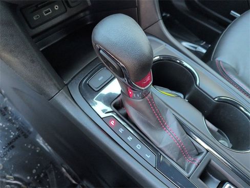 Used 2023 Chevrolet Equinox RS w/ RS Leather Package image 16