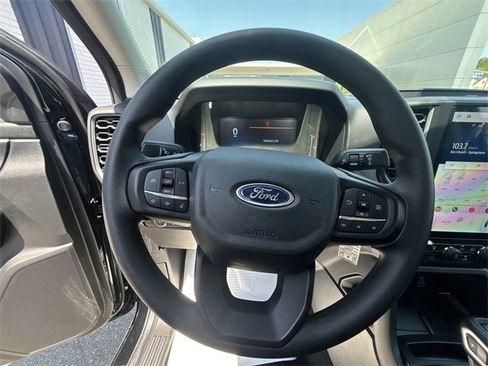 Used 2025 Ford Ranger XL w/ Trailer Tow Package image 11