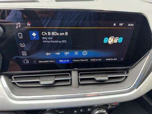 New 2026 Chevrolet Trax LT w/ LT Convenience Package FWD image 14