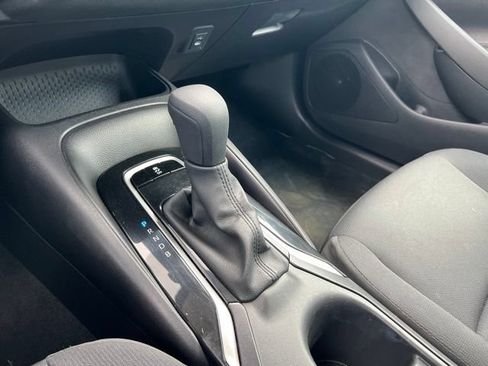 Used 2025 Toyota Corolla LE FWD image 19