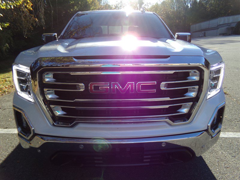 Used 2021 GMC Sierra 1500 SLT w/ SLT Premium Plus Package AWD/4WD image 3