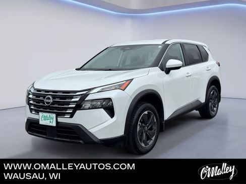 Used 2025 Nissan Rogue SV AWD/4WD image 1