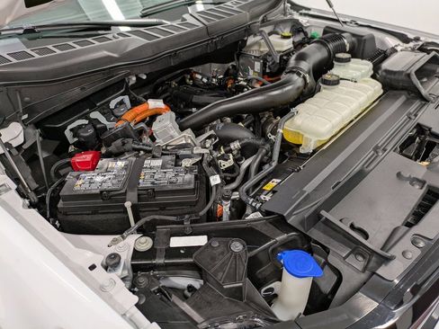 Used 2025 Ford F150 XLT w/ Equipment Group 302A MID image 30