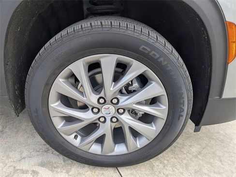 Used 2025 Buick Enclave Preferred image 10