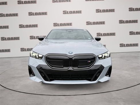 Certified 2025 BMW i5 M60 w/ Premium Package image 8