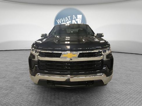Certified 2024 Chevrolet Silverado 1500 LT AWD/4WD image 9