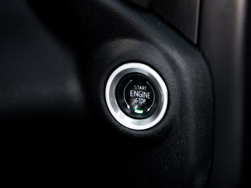 Used 2019 GMC Sierra 1500 AT4 w/ AT4 Premium Package AWD/4WD image 21