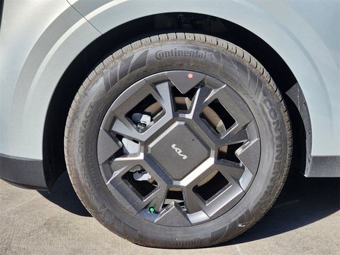 New 2026 Kia Carnival EX image 7