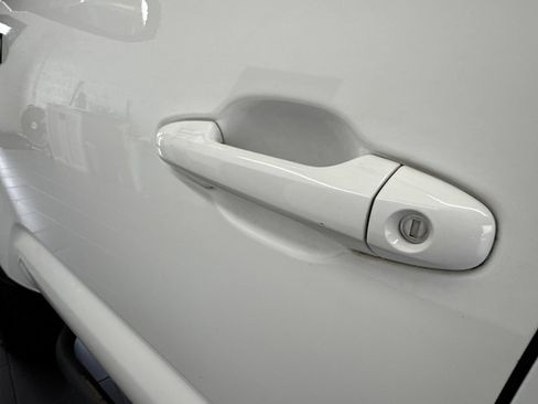 Used 2019 Toyota Tacoma TRD Pro AWD/4WD image 12