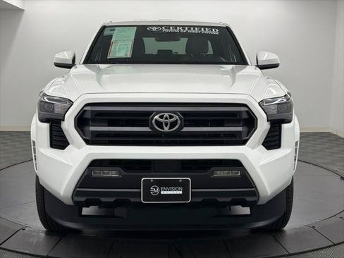 Certified 2026 Toyota Tacoma SR5 AWD/4WD image 6