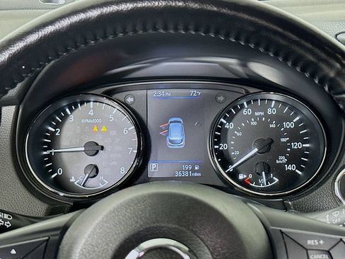 Used 2021 Nissan Rogue Sport SV FWD image 12