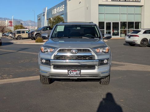 Used 2014 Toyota 4Runner Limited image 9