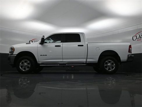 Used 2023 RAM 2500 Big Horn w/ Level 1 Equipment Group image 24