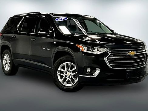 Used 2020 Chevrolet Traverse LT w/ Driver Confidence II Package image 1