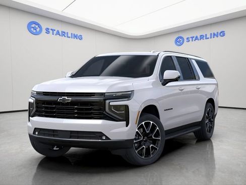 Used 2025 Chevrolet Suburban RST w/ Comfort Package AWD/4WD image 8