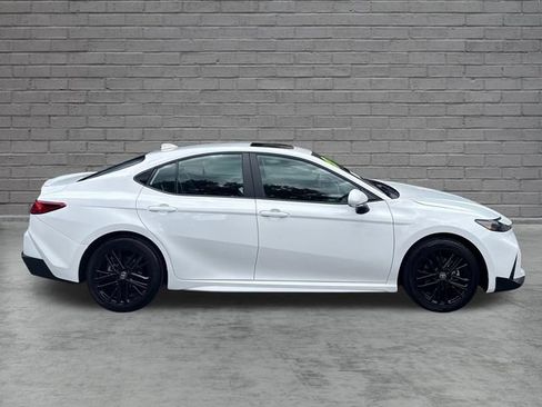 Used 2026 Toyota Camry SE w/ Convenience Package AWD/4WD image 8