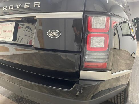 Used 2017 Land Rover Range Rover HSE AWD/4WD image 9