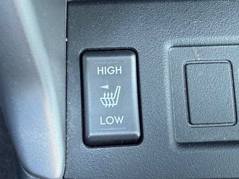 Used 2016 Subaru Forester 2.5i Premium AWD/4WD image 22