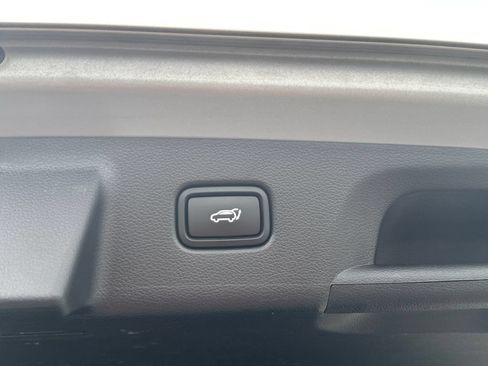 Used 2023 Hyundai Palisade SEL FWD image 27
