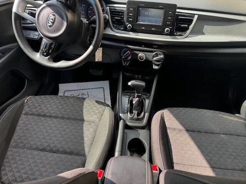 Used 2018 Kia Rio S FWD image 19