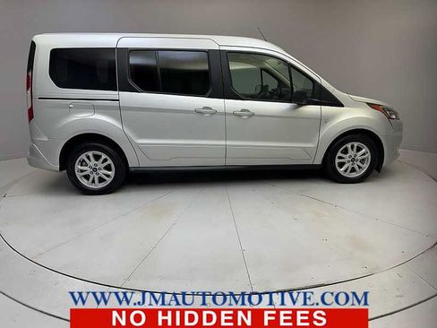 Used 2022 Ford Transit Connect XLT FWD image 6