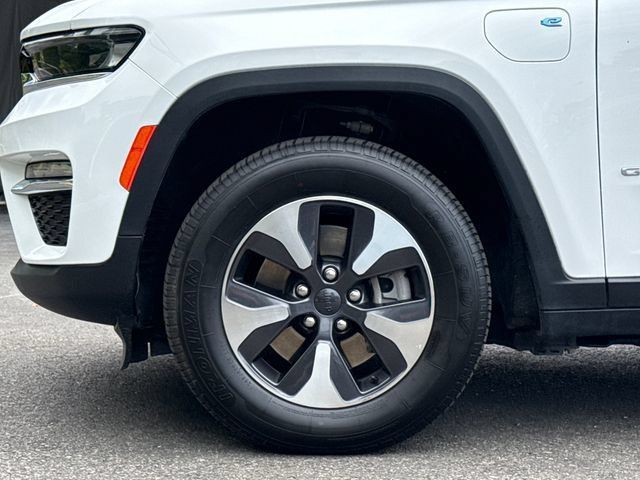 Used 2024 Jeep Grand Cherokee Limited 4xe AWD/4WD image 7