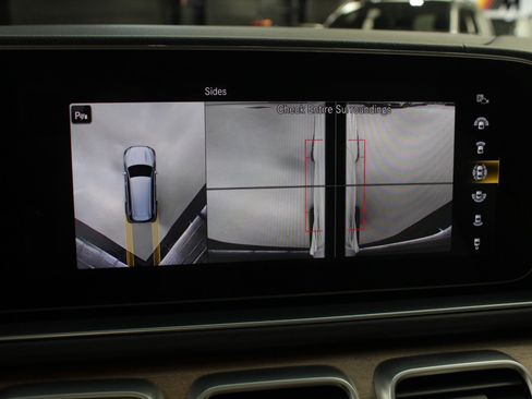 Used 2022 Mercedes-Benz GLS 450 4MATIC image 66
